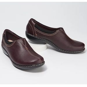 Clarks Ashland Joy Aubergine Leather Low Wedge Slip-on Loafers Women's US 9.5 W